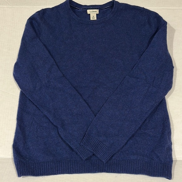 L.L. Bean Women’s Cashmere Sweater - Picture 3 of 4